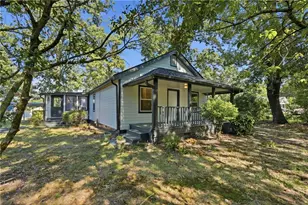 1965 Holland Park Dr, Buford, GA 30519 - Photo 4