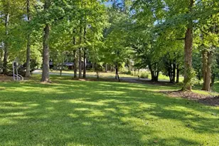 774 Corinth Dr, Jonesboro, GA 30238 - Photo 2