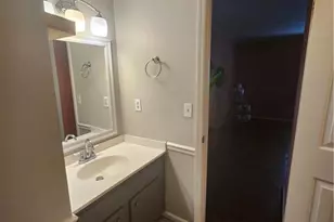 4155 N Gloucester Pl, Chamblee, GA 30341 - Photo 16