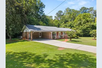 3961 Camelot Court, Tucker, GA 30084 - Photo 2