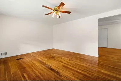 3961 Camelot Court, Tucker, GA 30084 - Photo 4