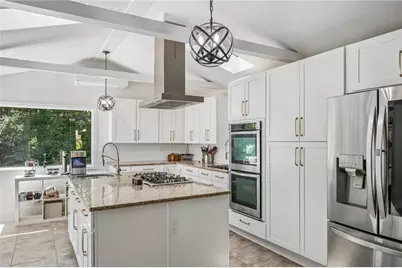 3131 Dale Drive NE, Atlanta, GA 30305 - Photo 12