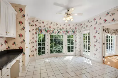 2285 Littlebrooke Trace, Dunwoody, GA 30338 - Photo 18
