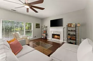 6280 Clear Spring Ln, Flowery Branch, GA 30542 - Photo 4