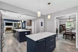 3827 Lance Bluff Ct, Duluth, GA 30097 - Photo 4