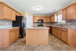 1174 Folkstone Dr, McDonough, GA 30253 - Photo 16