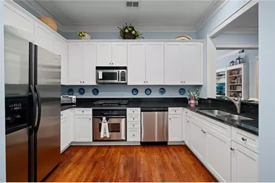 1717 N Decatur Road NE #T16, Atlanta, GA 30307 - Photo 6