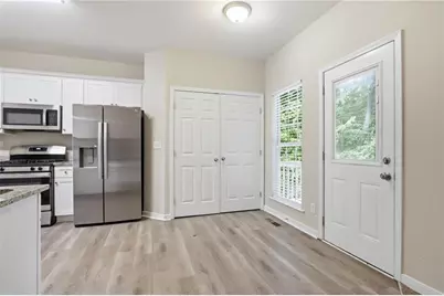 7144 Stonebrook Circle, Lithonia, GA 30058 - Photo 16