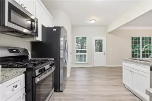 7144 Stonebrook Cir, Lithonia, GA 30058 - Photo 18