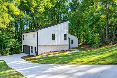 3253 Cedar Bluff Drive NE, Marietta, GA 30062 - Photo 2