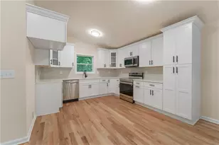 3253 Cedar Bluff Dr NE, Marietta, GA 30062 - Photo 12