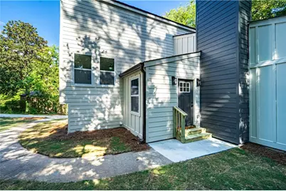 3253 Cedar Bluff Drive NE, Marietta, GA 30062 - Photo 4