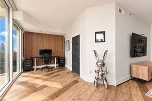 1080 Peachtree St NE, Atlanta, GA 30309 - Photo 18