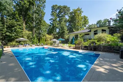 8180 Innsbruck Drive, Sandy Springs, GA 30350 - Photo 48