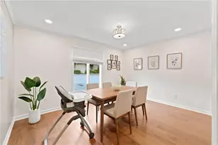 8 Ivy Ridge NE, Atlanta, GA 30342 - Photo 4