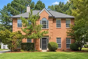 10950 Pinehigh Dr, Alpharetta, GA 30022 - Photo 2