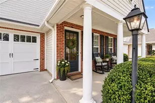 2525 Gateview Ct, Cumming, GA 30040 - Photo 2