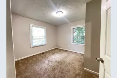 1537 Spruce Ridge Court, Stone Mountain, GA 30083 - Photo 6