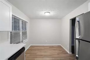 1537 Spruce Ridge Ct, Stone Mountain, GA 30083 - Photo 10