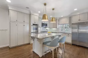 835 Glenbrook Dr, Atlanta, GA 30318 - Photo 16