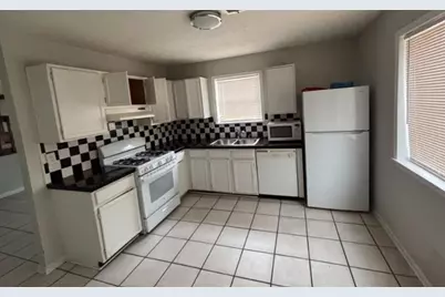 2174 Scarbrough Road, Stone Mountain, GA 30088 - Photo 4