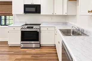 242 Muddy River Rd, Lawrenceville, GA 30043 - Photo 18