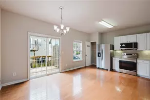 2193 Landing Walk Dr, Duluth, GA 30097 - Photo 8