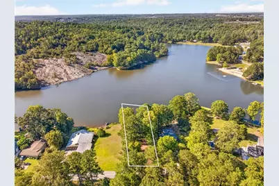 2503 Lakeshore Drive NE, Conyers, GA 30012 - Photo 8