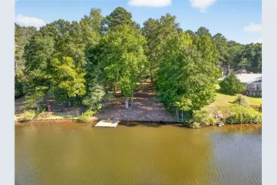 2503 Lakeshore Drive NE, Conyers, GA 30012 - Photo 14