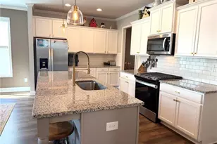 4017 Windsor Tr, Gainesville, GA 30506 - Photo 8