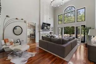 335 Craighead Dr, Atlanta, GA 30319 - Photo 10