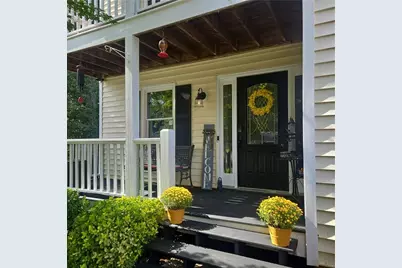 970 Garner Spring Lane, Sugar Hill, GA 30518 - Photo 2