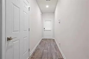 3668 Parkway James Dr, Snellville, GA 30039 - Photo 2