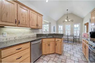1082 Fieldstone Drive, Canton, GA 30114 - Photo 16