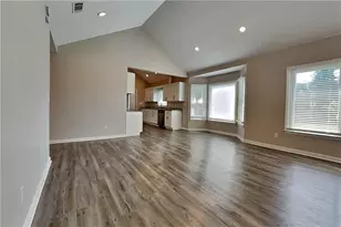 1330 Burning Bush Dr, Loganville, GA 30052 - Photo 4