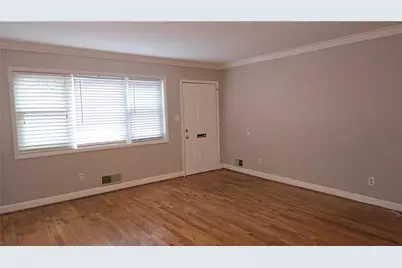 3668 Kingsboro Road NE #5, Atlanta, GA 30319 - Photo 4