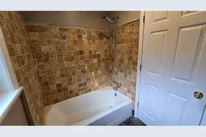 3668 Kingsboro Road NE #5, Atlanta, GA 30319 - Photo 8