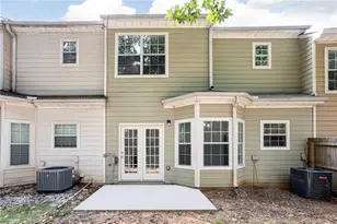 2486 Laurel Cir NW, Atlanta, GA 30311 - Photo 2