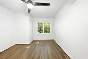 1730 Paddlewheel Dr NE, Marietta, GA 30062 - Photo 16