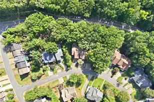 1730 Paddlewheel Dr NE, Marietta, GA 30062 - Photo 34
