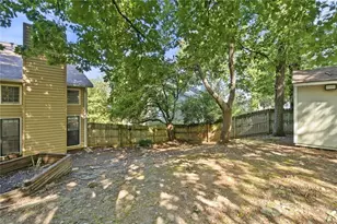 1730 Paddlewheel Dr NE, Marietta, GA 30062 - Photo 30