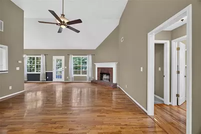 1829 Gray Gables Way, Buford, GA 30519 - Photo 4