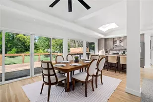 154 Cromwell Rd NE, Sandy Springs, GA 30328 - Photo 16