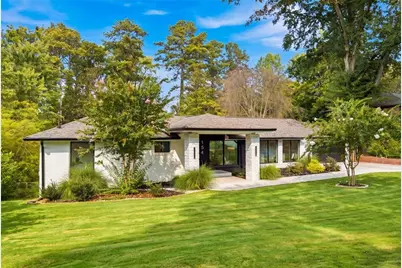 154 Cromwell Road NE, Sandy Springs, GA 30328 - Photo 6