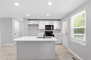 3724 Bramblevine Cir, Lithonia, GA 30038 - Photo 12