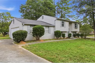 3724 Bramblevine Circle, Lithonia, GA 30038 - Photo 6