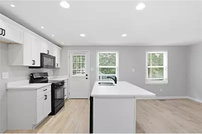 3724 Bramblevine Circle, Lithonia, GA 30038 - Photo 2