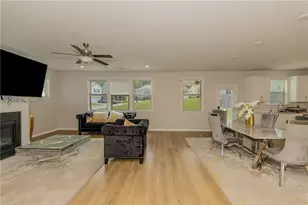 1820 Wellston Dr, Lawrenceville, GA 30043 - Photo 12