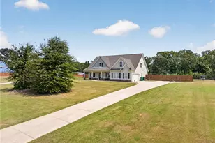 199 Thurmond Rd NE, Statham, GA 30666 - Photo 2