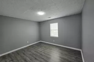 10404 Irongate Ln, Jonesboro, GA 30238 - Photo 18